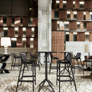 TABURETE ATOM STOOL